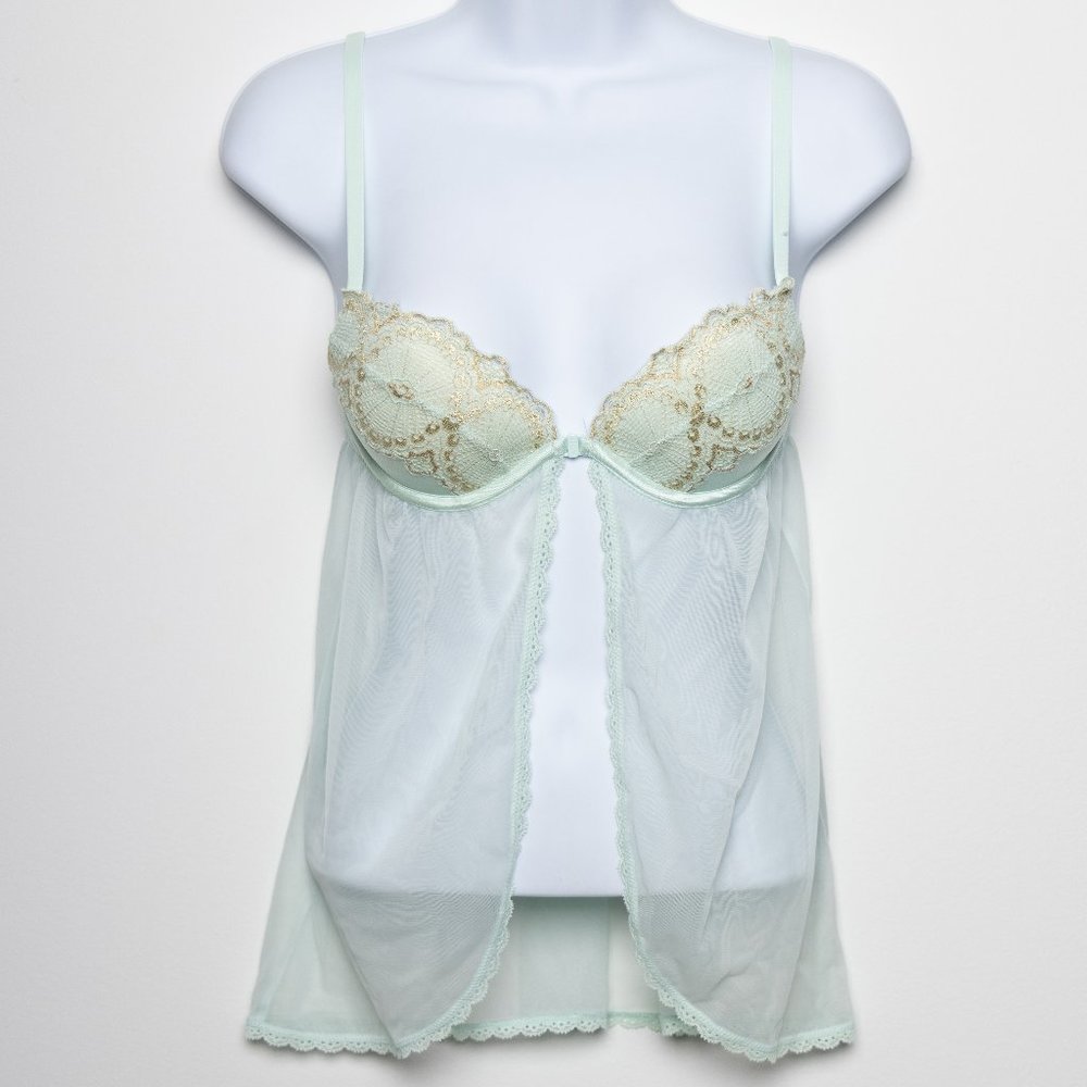 Lingerie from La Senza in XS (Minty green with gold design)